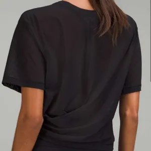 Lululemon Lightweight‎ Mesh Reversible Yoga T-Shirt Sheer Short Sleeve Black 2 thumbnail 4