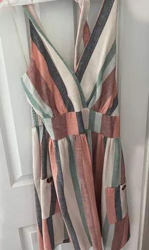 American Eagle Outfitters Dresss thumbnail 1