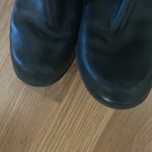 Clarks Malia Poplar Extended Calf Riding Boots Black Leather Heeled Boots Size 8 thumbnail 5