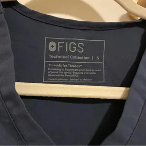 Figs Blue/Gray Technical Collection Scrub Top size Small thumbnail 4