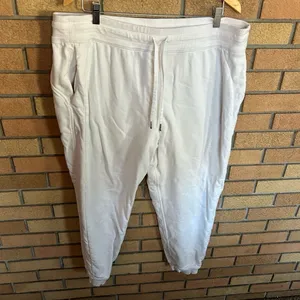 Lululemon Scuba High-Rise French Terry Jogger White Sweatpants Women’s Size 18 thumbnail 3