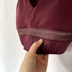 Fabletics deep v plum purple sports bra women's‎ size medium comfortable thumbnail 2