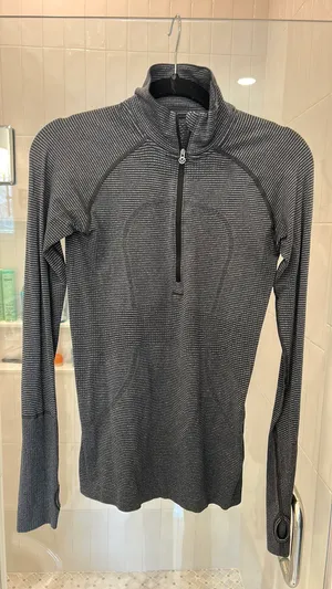 Lululemon 1/4-Zip Pullover thumbnail 1
