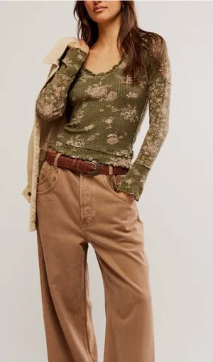 NWOT Free People We The Free Clover Printed Thermal - Army combo - Small thumbnail 1