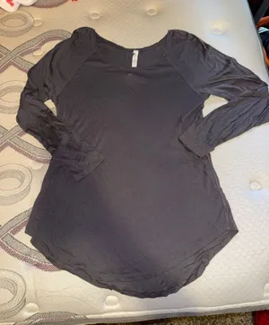 Lululemon Long Sleeve thumbnail 1