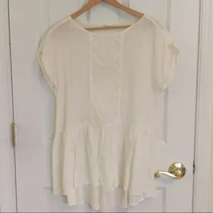 ✨ Wild Pearl Cream Flowy Babydoll Eyelet Top✨ thumbnail 2
