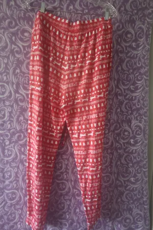 PINK Victoria's Secret Christmas tree, dog 'pink' all over pj pajamas pants in red and white size medium. thumbnail 8