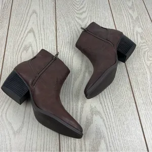 Style & Co Women's Perriee Western Ankle Booties 8M Chocolate Brown Smooth $80 thumbnail 4