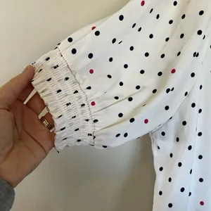 Summersalt Womens Polka Dot Puff Sleeve Top XL V-Neck Smocked‎ Hem Cream NWOT thumbnail 3