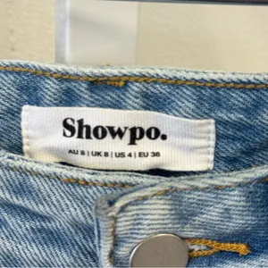 Showpo. Rhinestone High Waist Mom Denim‎ Jeans Medium Wash Sz 4 thumbnail 7