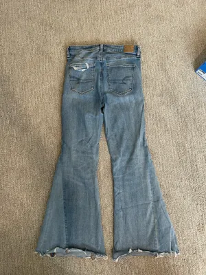American Eagle Outfitters Flare Jeans thumbnail 2