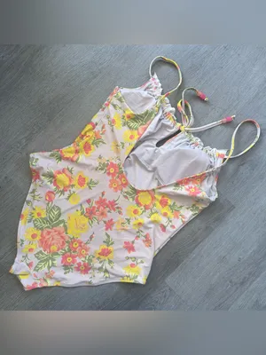 Aerie One Piece Cheeky Swimsuit Low Back Women’s Medium White Floral Beach thumbnail 6