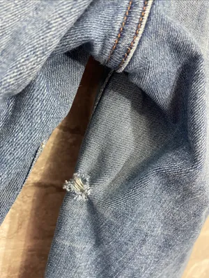 Madewell Mid Rise Kick Out Jeans thumbnail 4