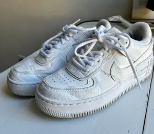 Nike Air Force 1 Shoes thumbnail 2