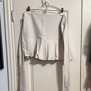 Zara Front Bow Tie Micro Mini Ruffle Skirt Skort Coquette Preppy Minimalist thumbnail 3