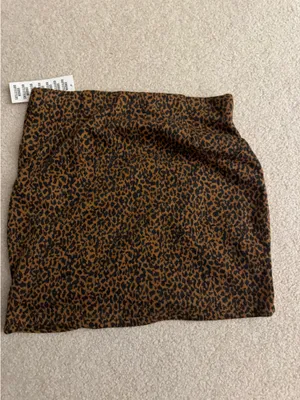 Urban Outfitters Animal Print Skirt Small thumbnail 2