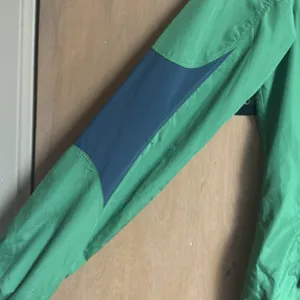 Alo Green Lightweight Full-Zip Jacket thumbnail 5