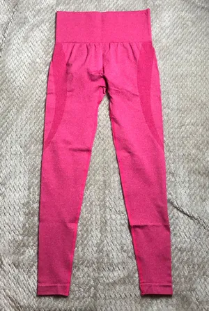 Seamless Contour Leggings thumbnail 2