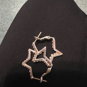Star thumbnail 2