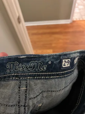Miss Me Cropped Jeans 29 thumbnail 6