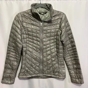 The North Face Womens ThermoBall Trekker Jacket Mid-Grey XS Full Zip Pakable thumbnail 2