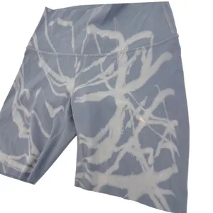 Lululemon High Rise Upcyled Tie Dye Blue White Biker Short Sz‎ 6 *Read* thumbnail 2