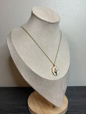 Handmade Gold Tulip Necklace thumbnail 3