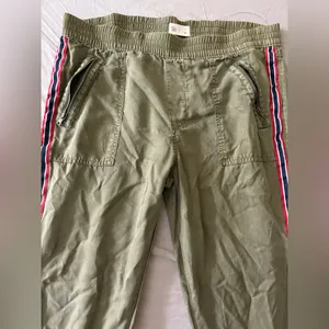 SO Brand Green Women's Elastic Waist/Ankle Pants Size‎ Small thumbnail 3