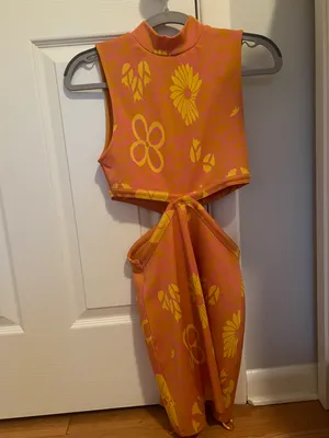 Dress thumbnail 3