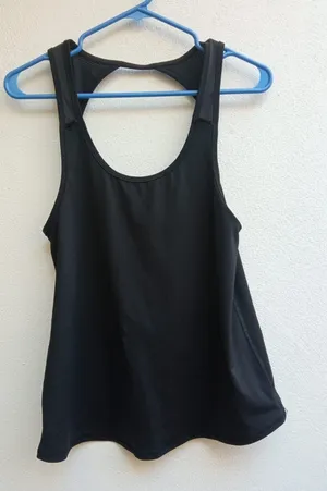 American Eagle Women’s Scoop Neck Racer Back Black Workout Tank Top Size Medium thumbnail 1