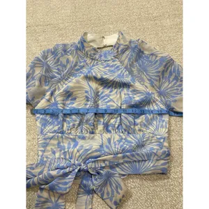 Amanda Uprichard Sheer Floral Cropped Tie Blouse Open Back Mock Neck Blue S thumbnail 14