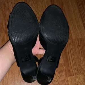 Kelly & Katie satin heel thumbnail 6