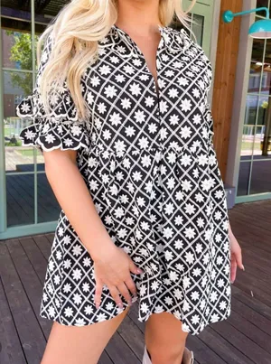 Boutique Dress Black Size M thumbnail 1