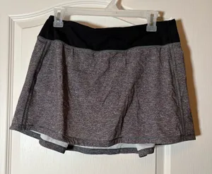 Lululemon Pace Rival Skirt (Tall) *No Panels 15". SZ 8 Preloved. Excellent thumbnail 1