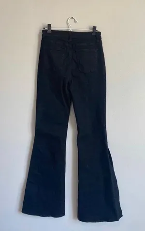 Forever 21 NEW Black Bell Bottom Jeans thumbnail 5