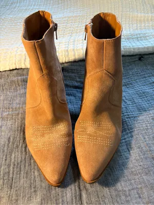 Lucky Brand Goddiy Women's Bootie size 8.5M thumbnail 2