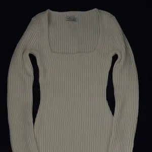 Hollister cream ribbed knit long sleeve dress, heavy, nice fabric thumbnail 2