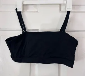 Yeoreo sports bra thumbnail 1