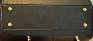 Black and Gold textured Shoulder Bag thumbnail 9