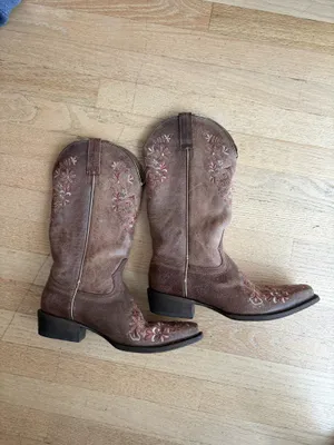 Ariat Boots Women’s Western thumbnail 3