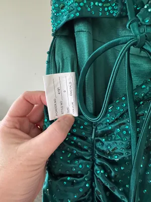 Stunning Pixie Emerald green formal prom gown Size 0 thumbnail 10