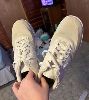 Shoes thumbnail 4