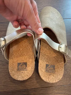 Reef Women’s Clog Gold/Tan Size 10 - C67-039 thumbnail 2