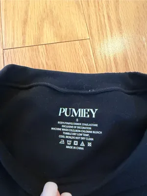 Women’s Black Short thumbnail 3