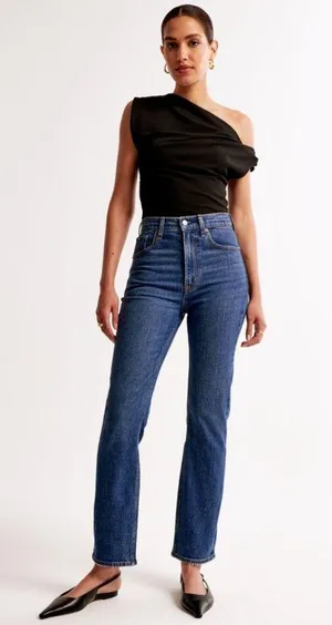 Abercrombie Ultra High-Rise Straight Jeans thumbnail 1