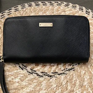 Kate Spade New York Black Leather‎ Zip Around Wristlet Wallet thumbnail 2