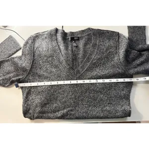 AQUA Cashmere Gray Marl V-Neck Sweater Charcoal Knit Quiet Luxury Medium‎ EUC thumbnail 5