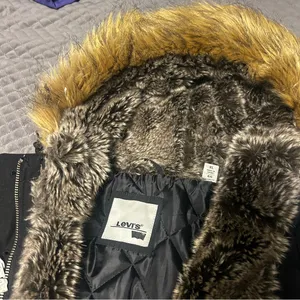 Women’s LEVI’S parka ☃️ thumbnail 4