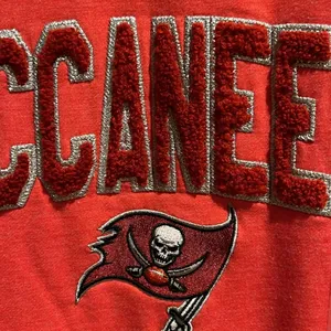 NFL Team Apparel Buccaneers Super Soft Top Size Large NWT thumbnail 2