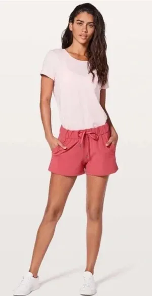 Lululemon On The Fly Shorts 2.5"  thumbnail 1